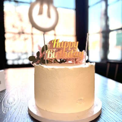 6” Cake (approx 10-12 servings)