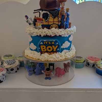 2 Tier Cake