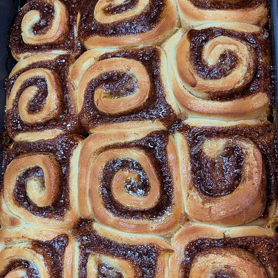 Original Cinnamon Roll With Cream Cheese Frosting