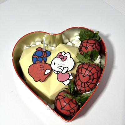 Soder Man Hello Kitty Heart  