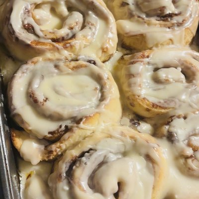 Cinnamon rolls Dozen 