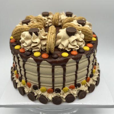 10” Peanut Butter Lovers Cake