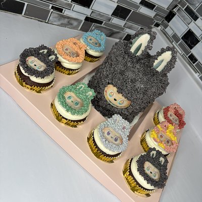 Mini Celebration Box (Bento Cake & Cupcakes)