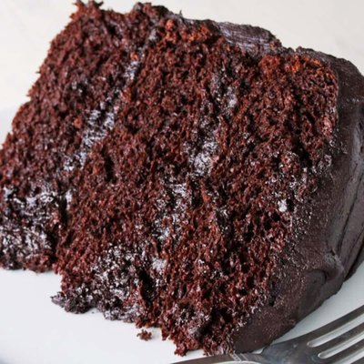 Soft & Fluffy Dark Chocolate Cake 10-12 Servings 