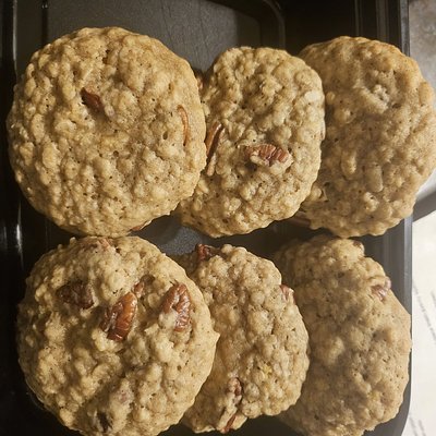 Oatmeal Pecan Cookies