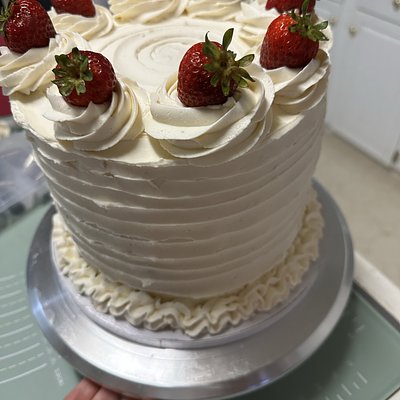 9” Round Cake 