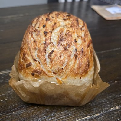 Roasted Garlic Romano Sourdough Loaf