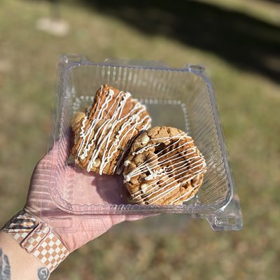 4 Pack Biscoff White Chocolate Chip