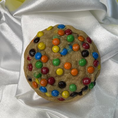 M&M