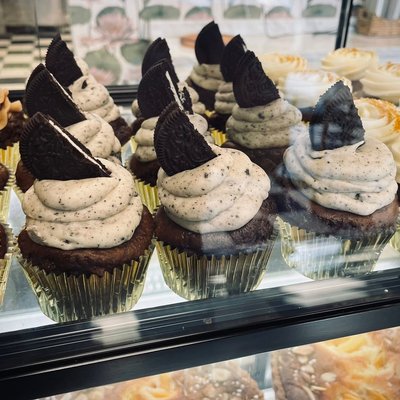 Original (Sprinkle) Cupcakes 