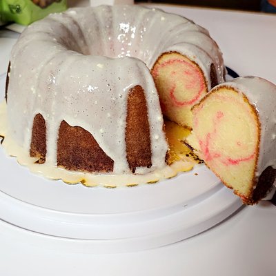  Variety Pound Cakes (Flavors in Description)