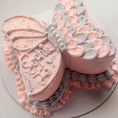 Specialty Shape Cake