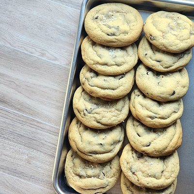 The BEST Chocolate Chip Cookies (DAIRY-FRIENDLY)