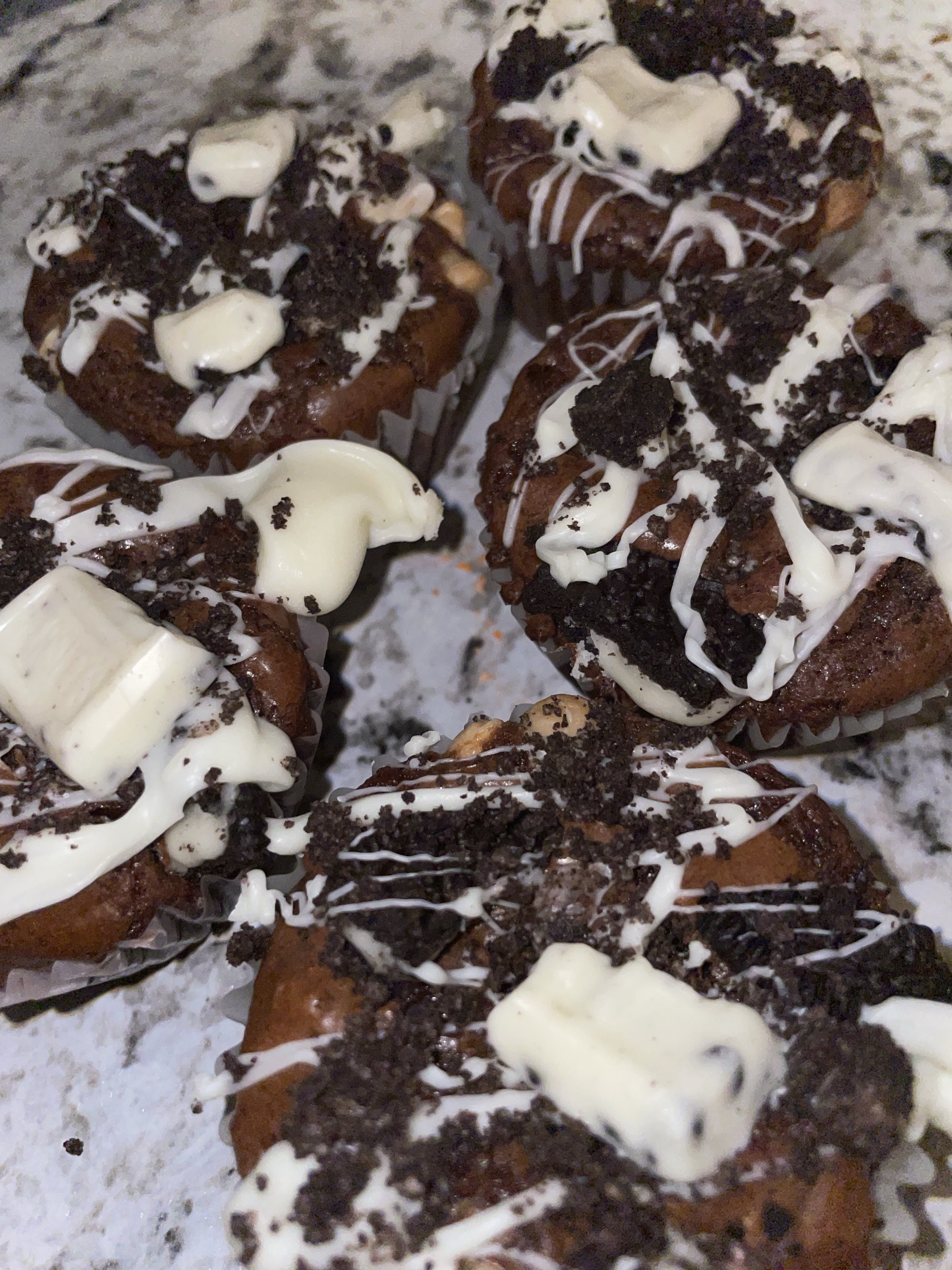 Cookies & Cream Brownies 