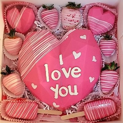 Breakable Heart Treat Box (1 Breakable Heart, 2 Cakesicles, 6 Strawberries, 2 Heart Cake Truffles)