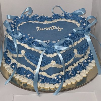 Vintage Heart Cake