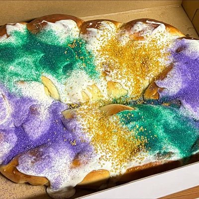 Medium King Size Cake