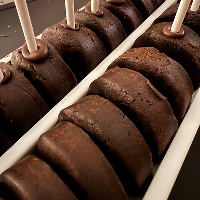 chocolate cake pops 