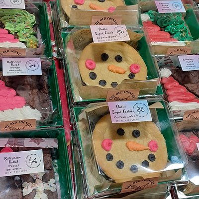 Snowman Sugar Cookie Cake