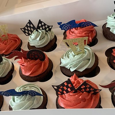 12 x Cupcakes