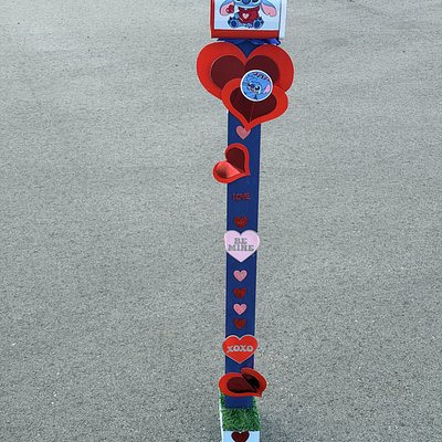 (CANDY BAG IN MAILBOX NOW INCLUDED FOR REMAINING BOXES )Stitch : Valentine’s Kid Mailbox Stand (As Pictured)
