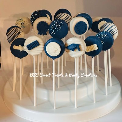 Dozen of Round Grad Cake Pops 