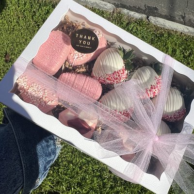 Mixed Treatbox (1 Dozen)