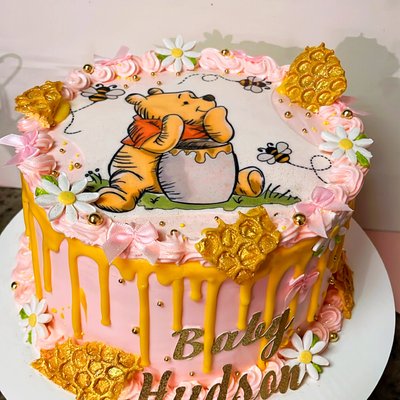 8” Themed Cake ( Serves 18/20 ) 