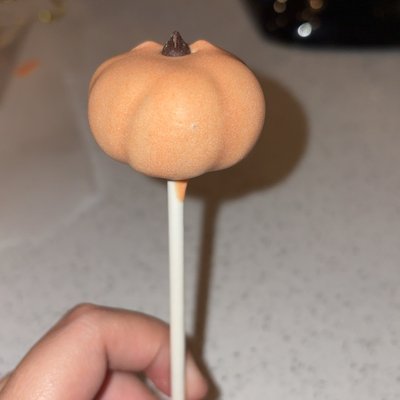 1 Dozen Cake pops!