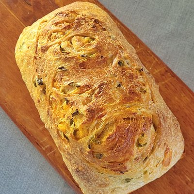 Cheddar Jalapeño Sourdough Loaf