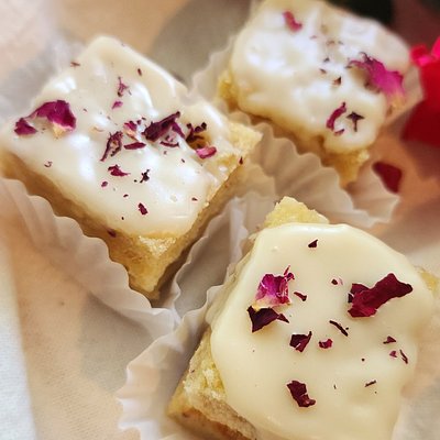 Rosewater Petit Fours