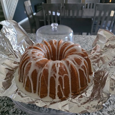Creamcheese 7up Pound Cake in a Bundt 10’ Inch