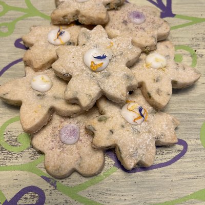 Lemon Thyme Shortbread Cookies 