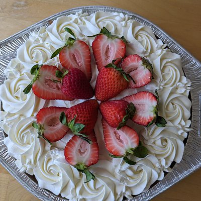 Tres Leches Cake With Strawberries 