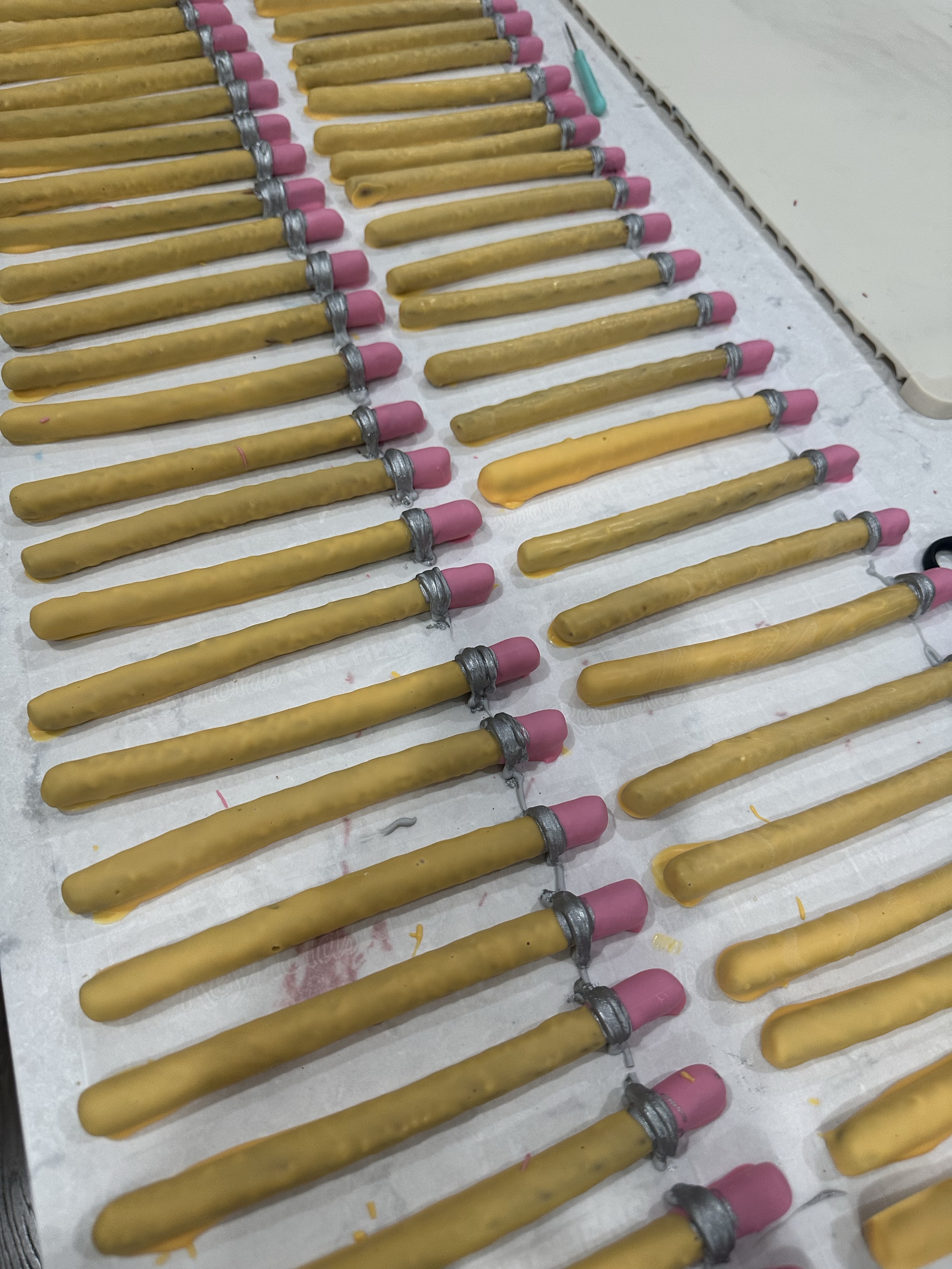 Dipped Pretzel Rods 