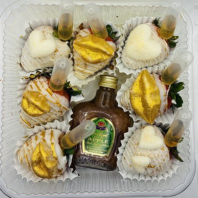 A Set Of 12 Chocolate Covered, Strawberries, White Or Dark Chocolate