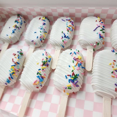 Cakesicles  (12ct)