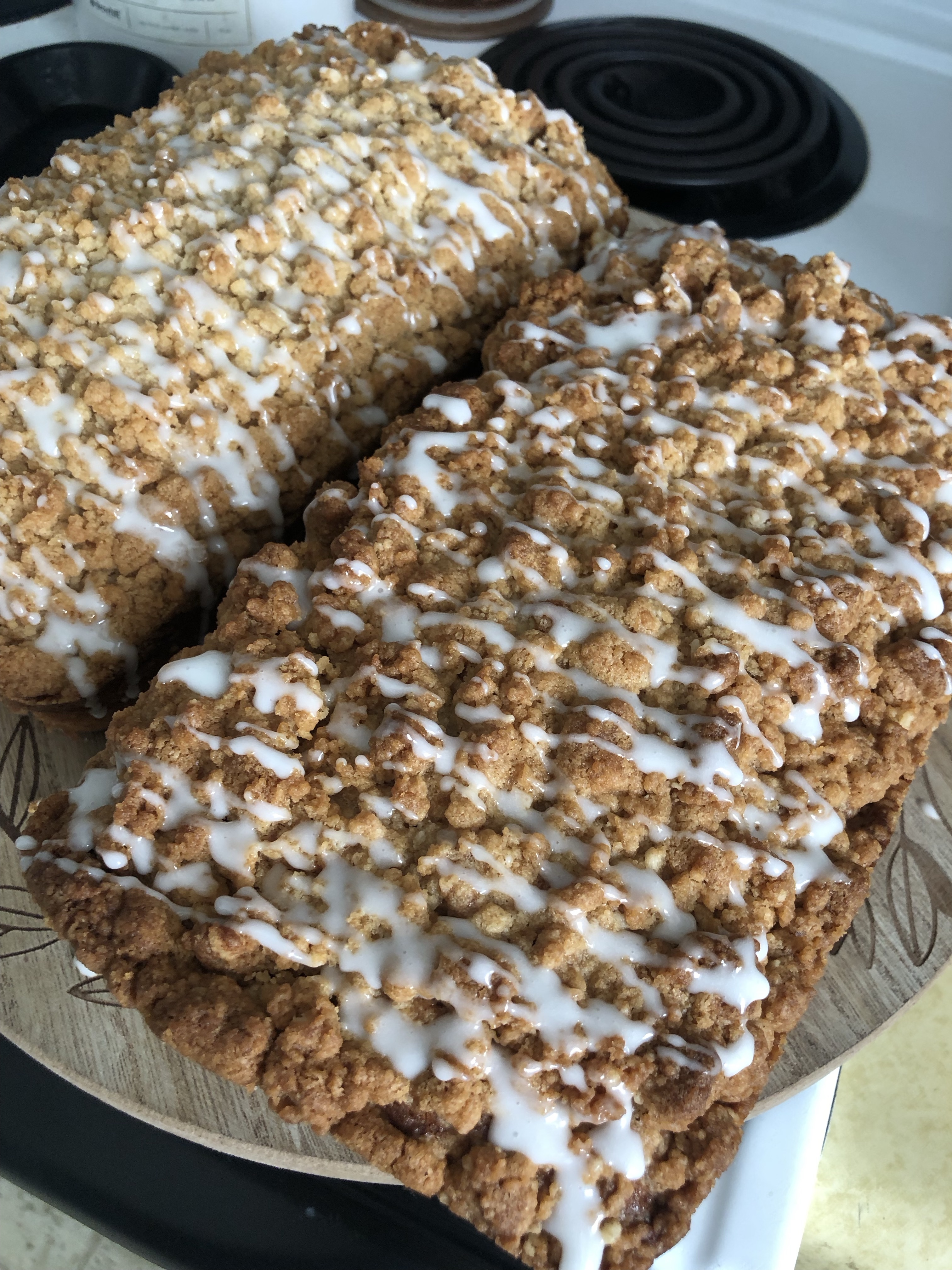 apple crumble loaf 🍎