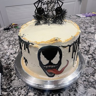 10 Inch Circle Cake (3 Layer)