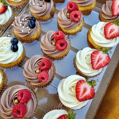 Mini Decorative Cupcakes