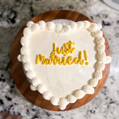 8in Heart Cake