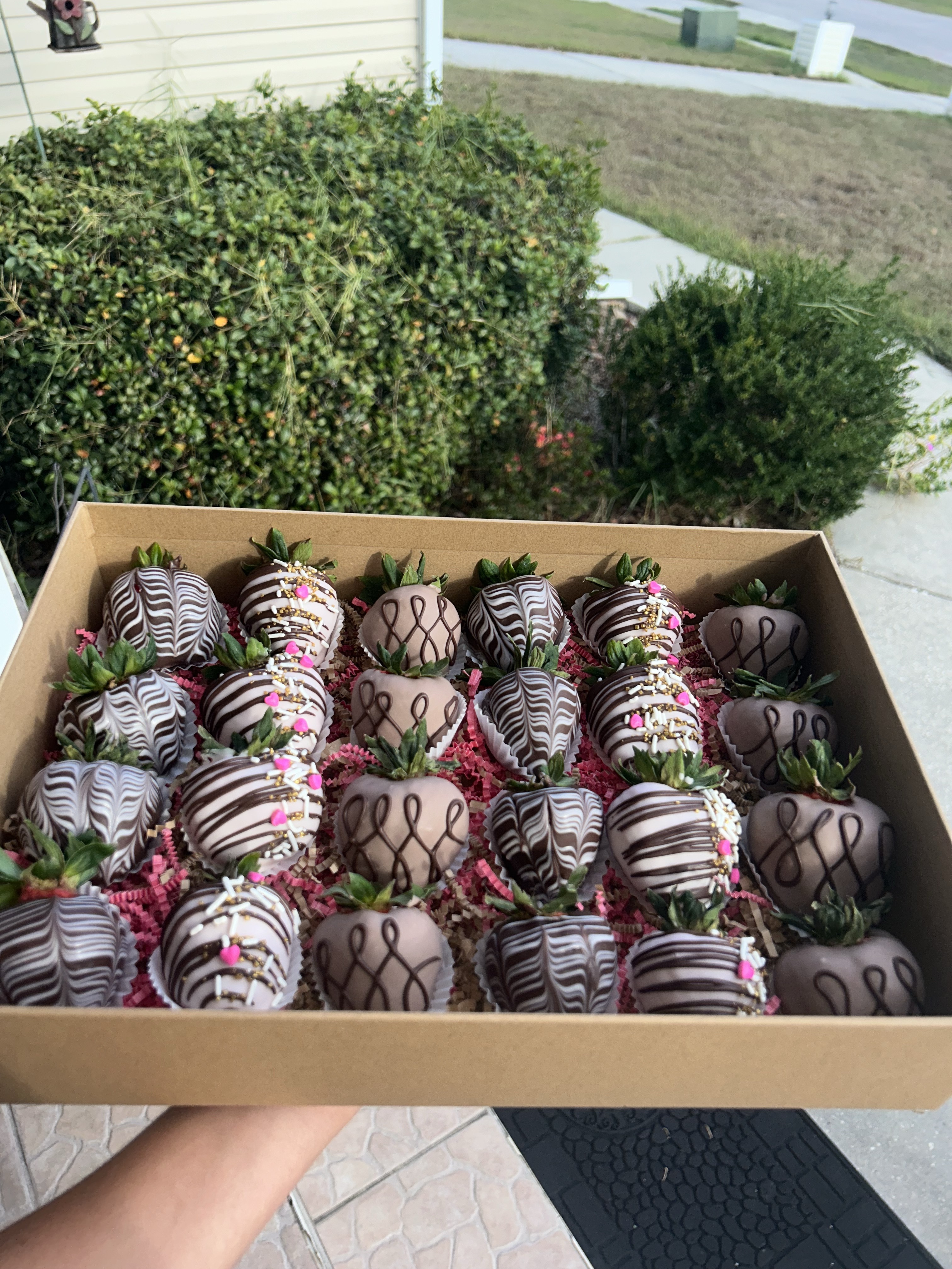 Custom Chocolate Strawberries