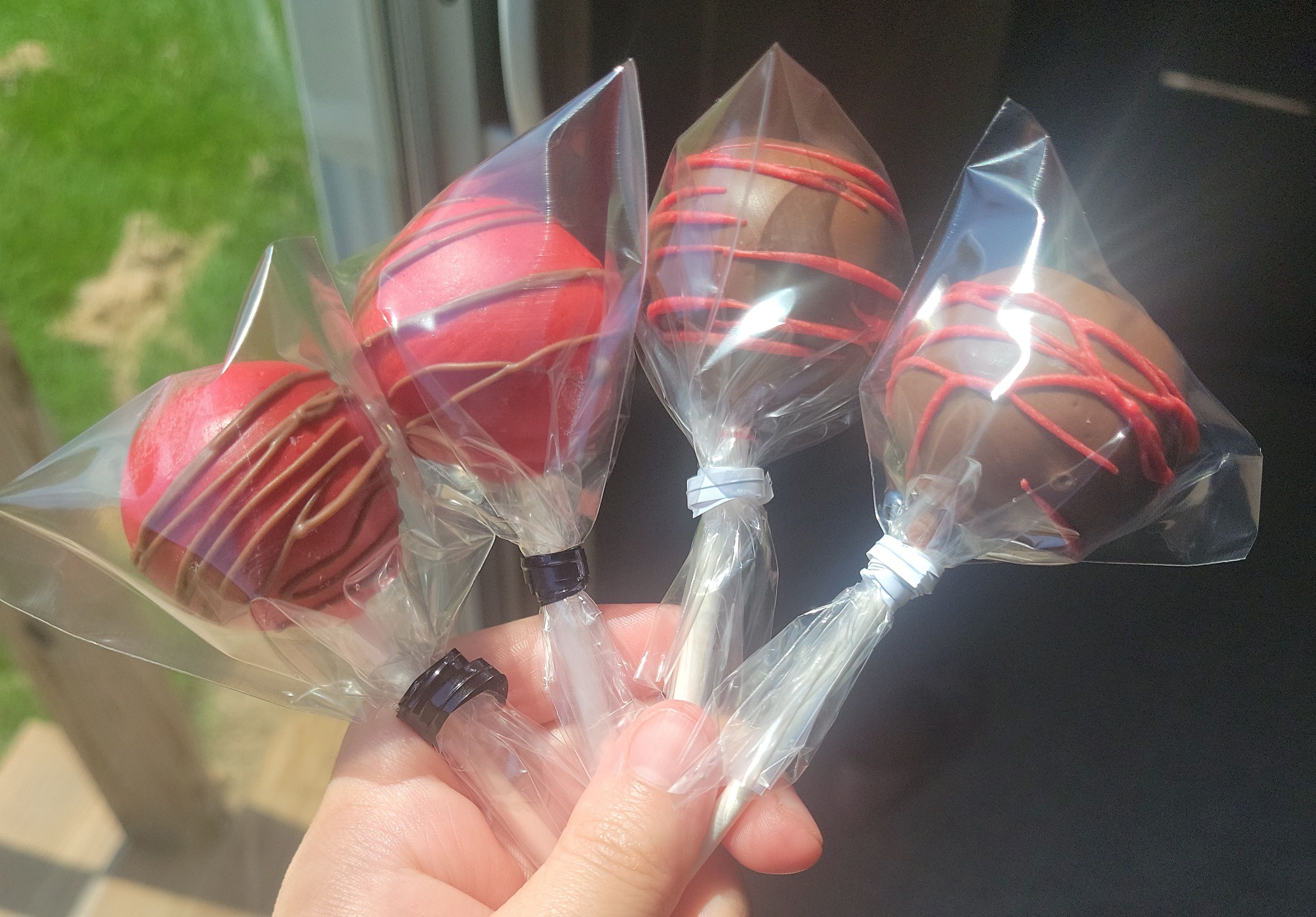 Strawberry Chocolate Cakepops