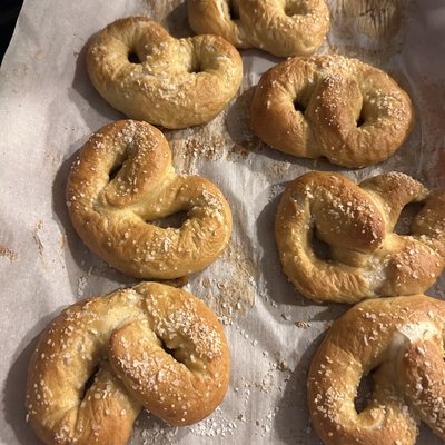 Soft Sourdough Pretzels