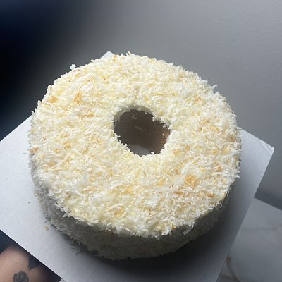  Toasted Coconut Pound Cake 