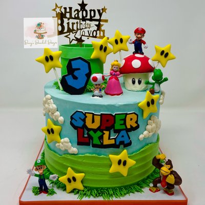 Custom Cakes 