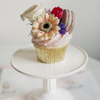 Lux Cupcakes 