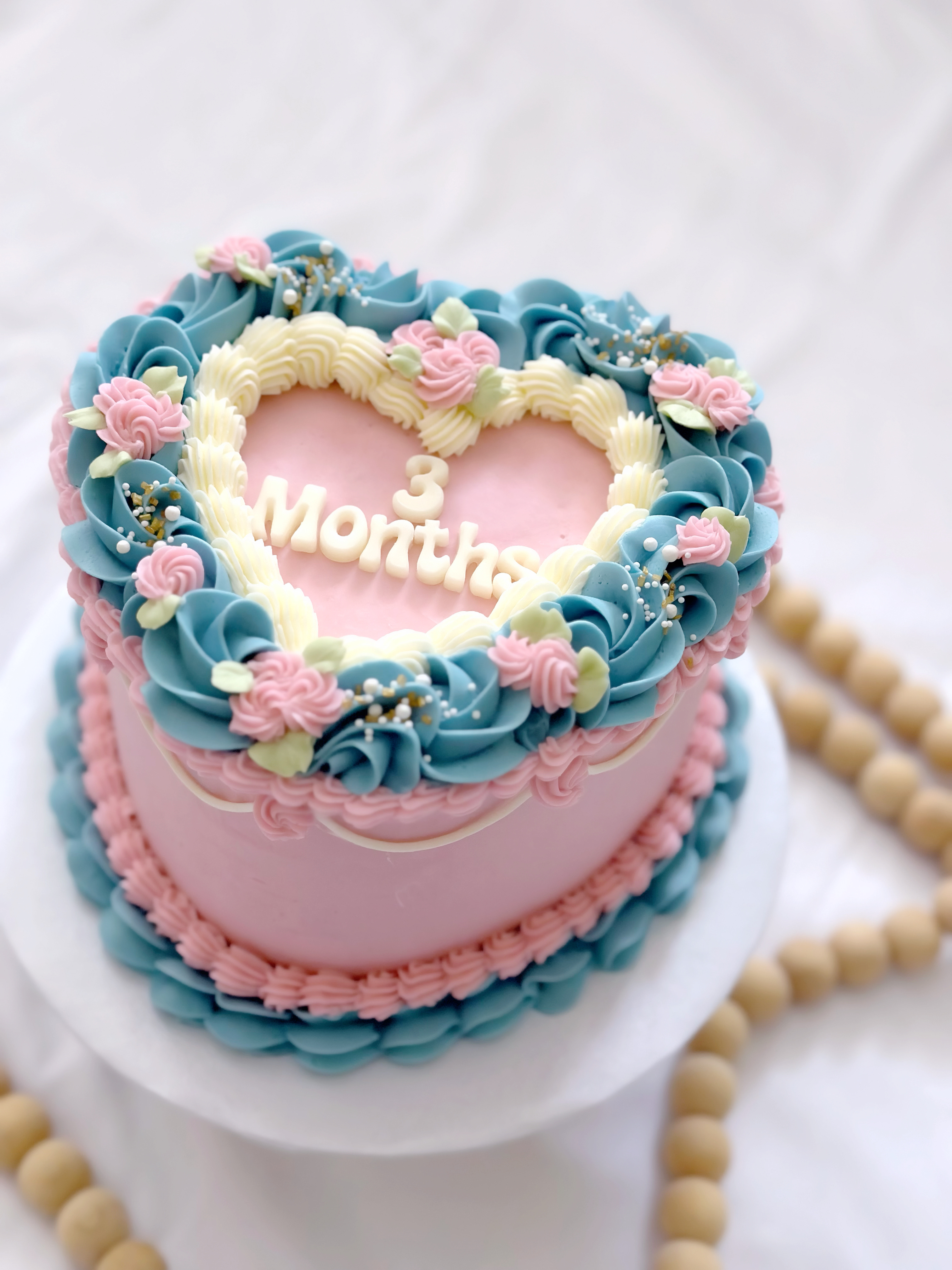 Vintage Buttercream Cake 