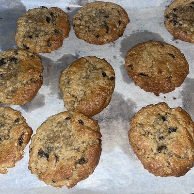 Chewy Oatmeal Raisins Cookie 