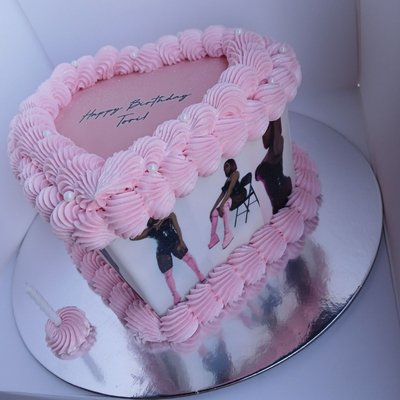 6 Inch 2 Layer Heart Shaped Cake 
